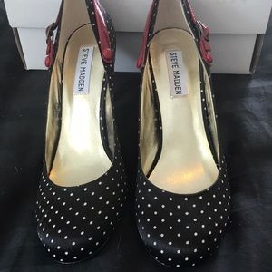 NEVER WORN! Steve Madden Pumps (US 8)